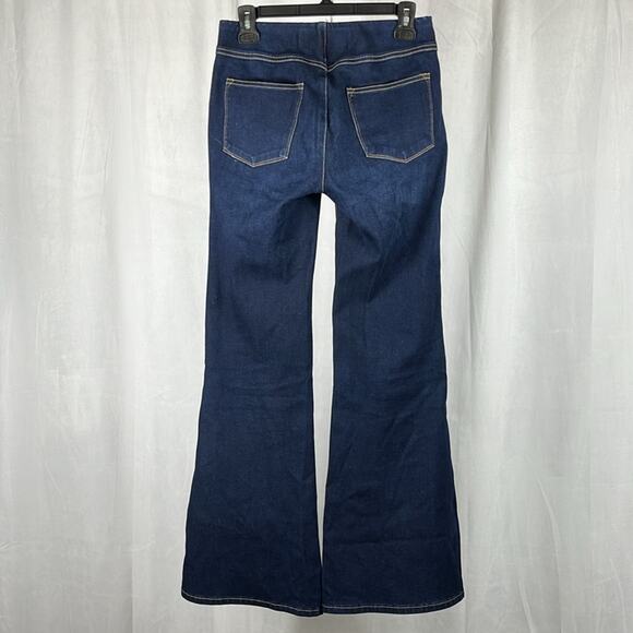 Soft Surroundings The Ultimate Flared Jeans‎ in Dark Blue Wash. - Picture 4 of 10